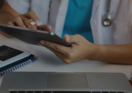 iomt apps and technology applied to healthcare