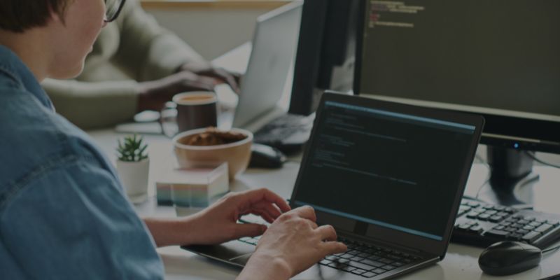 differences between apis and microservices