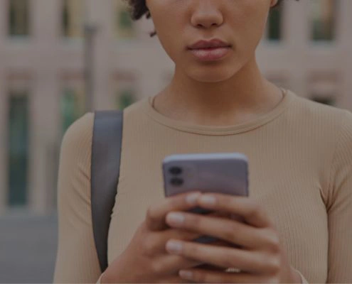 tasa de Apple para distribuir apps en tiendas de terceros